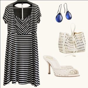 Torrid Black & White Stripe Fit & Flare Dress Size 1 (14/16) Skater Stretch